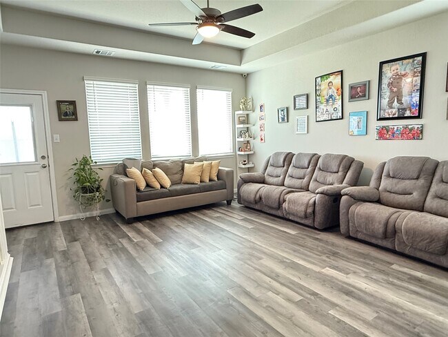 Building Photo - 24919 Bastiani Canvas Ln