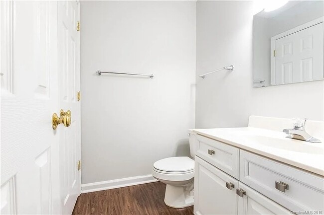 Building Photo - 3715 Melrose Cottage Dr