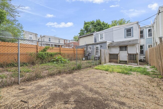 Building Photo - 9 E Basin St