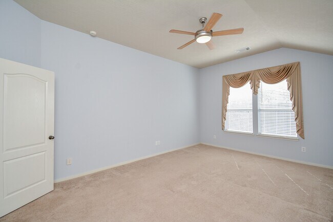 Building Photo - 3807 Belmont Turn