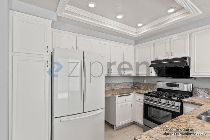 Building Photo - 437 Camille Cir