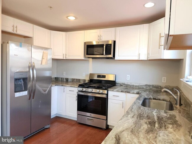 Building Photo - 4605 Snowflower Blvd