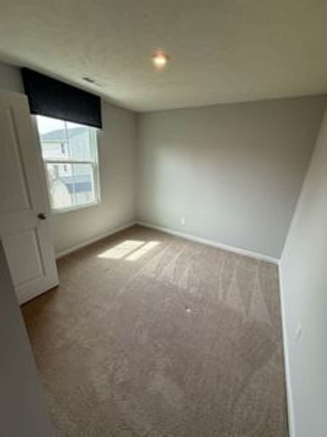 Building Photo - Beautiful 4 Bedroom Home for Rent