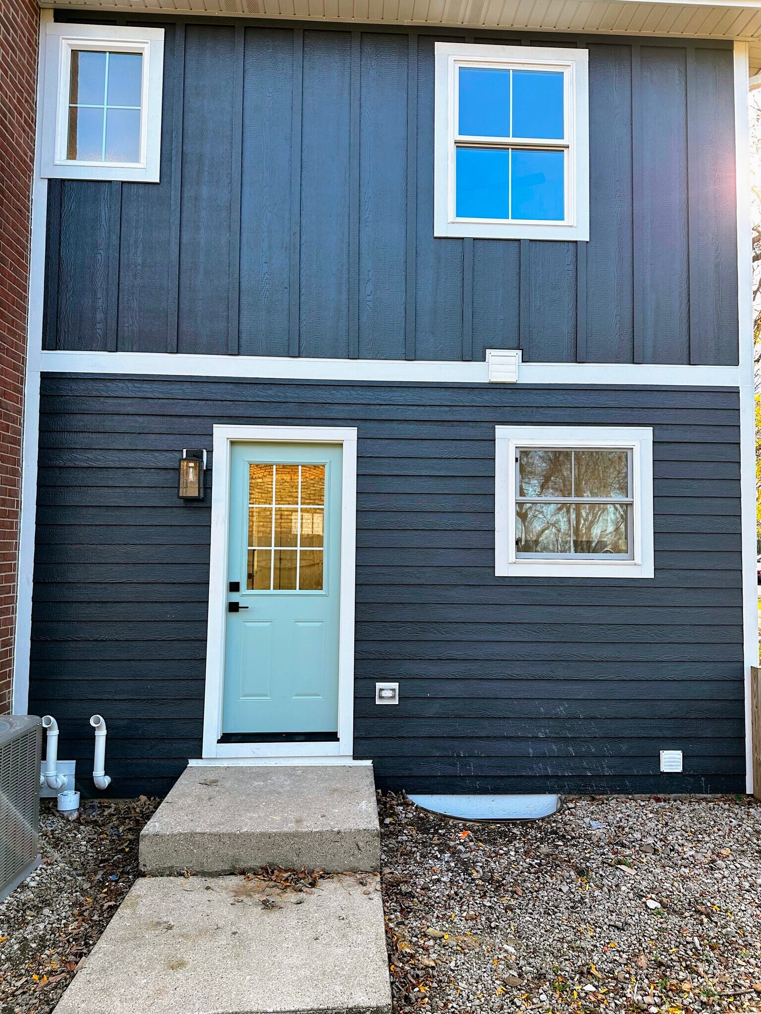 Building Photo - 1415 Grey Ave