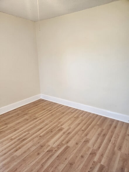 Bedroom - 2708 Penn Ave N