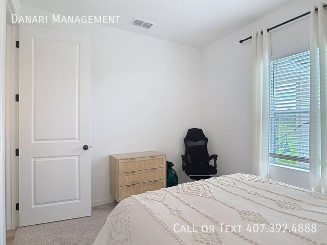 Building Photo - 1348 Sterling Pointe Dr