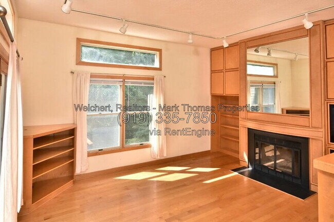 Building Photo - 102 Mallard Ct