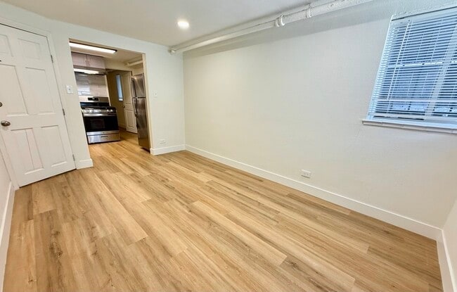 Building Photo - 1364 Lafayette St