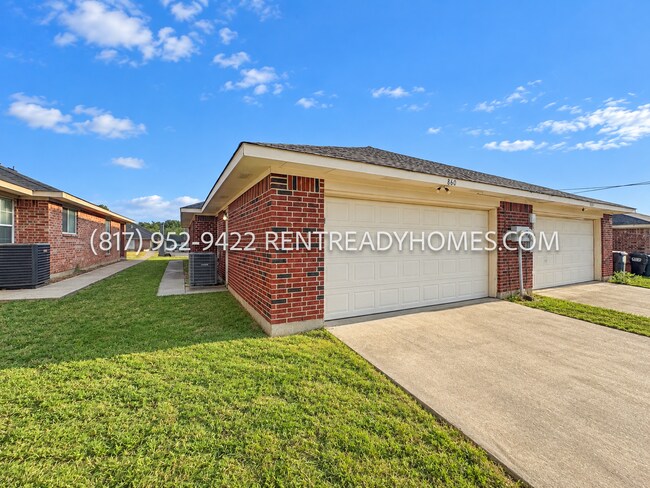 Building Photo - 860 Potomac Dr
