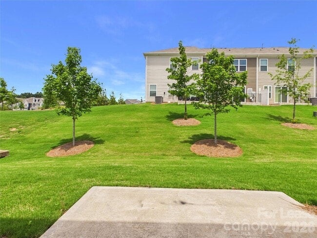 Building Photo - 2794 Yeager Dr NW