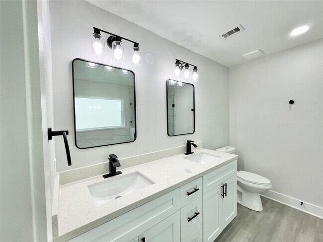 Building Photo - 20919 Hall Colony Ct