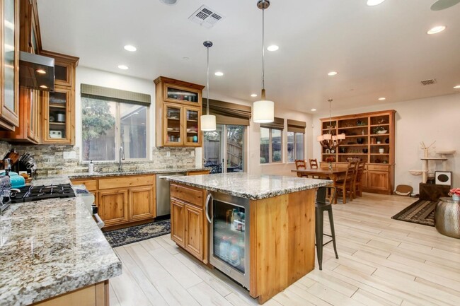 Building Photo - 1641 La Guardia Cir