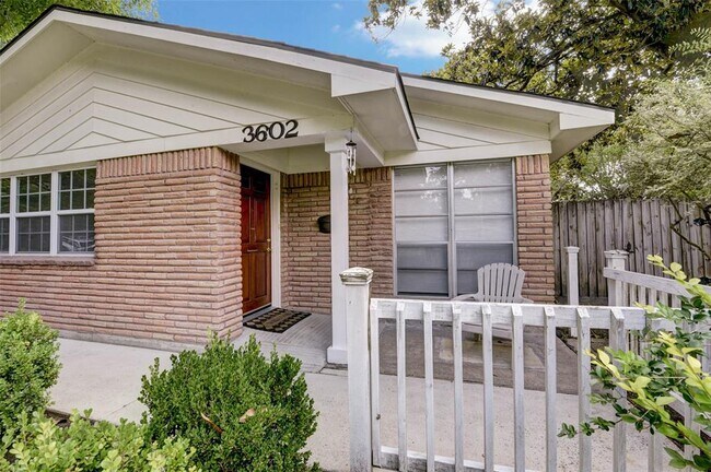 Building Photo - 3602 Galway Ln