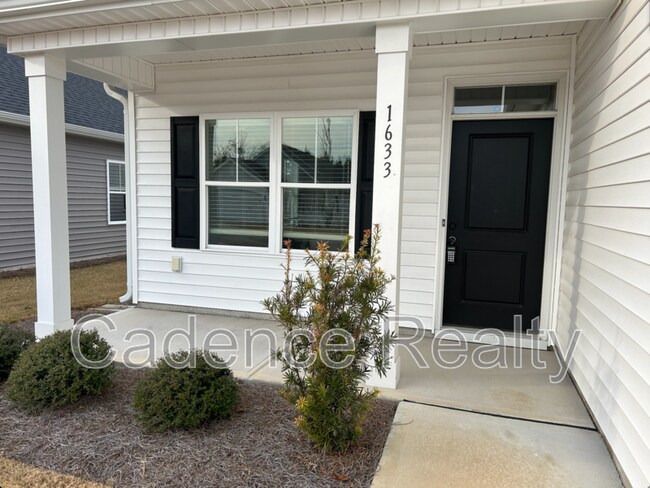 Building Photo - 1633 Grey Cliff Run