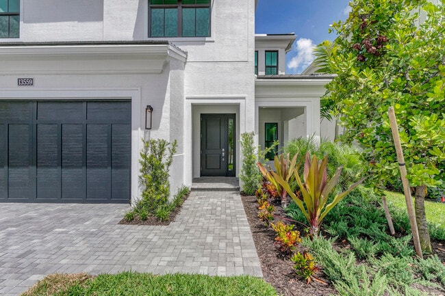 Building Photo - 13559 Artisan Cir
