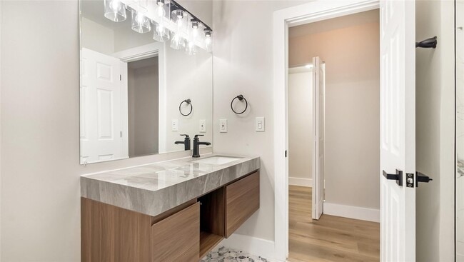 Building Photo - 6411 NW 54th Dr