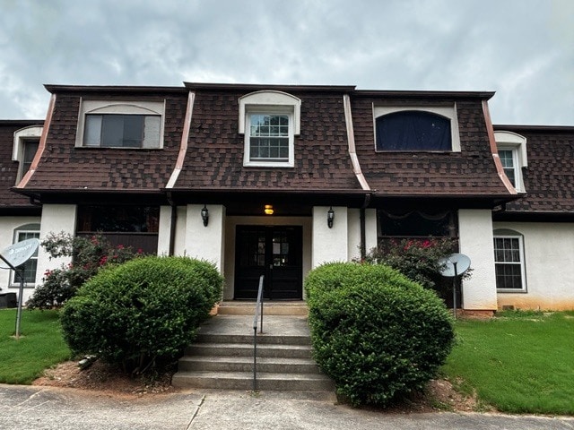 Primary Photo - 86 Place Fontaine