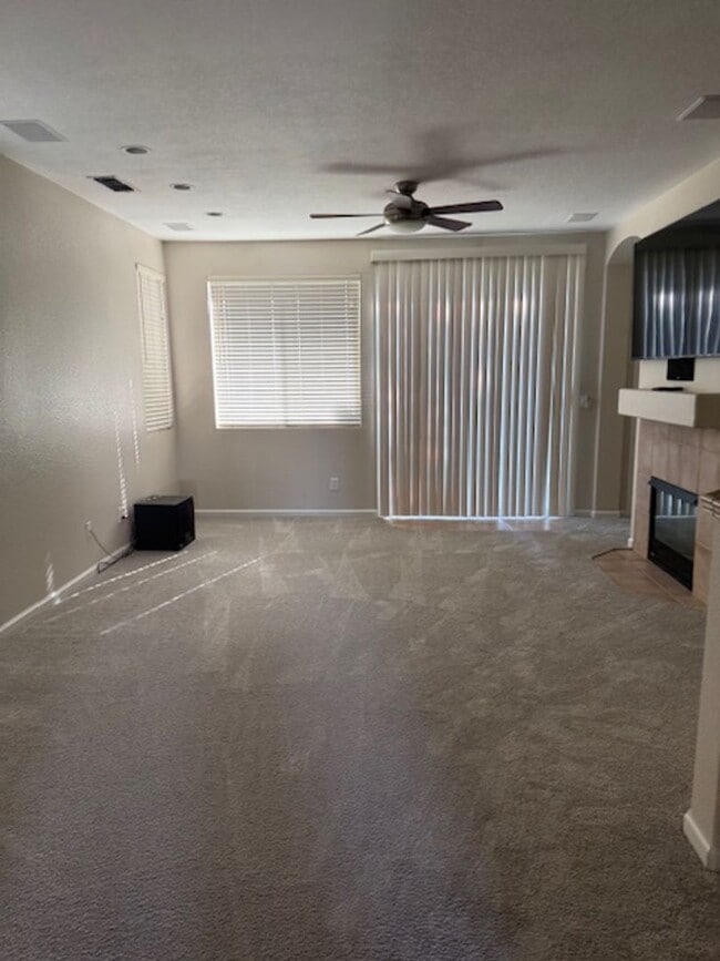 Building Photo - Spacious Single Story House in Natomas