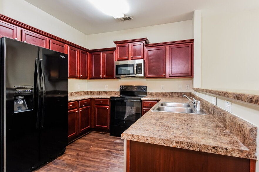 Building Photo - 5345 Cactus Cove Ln