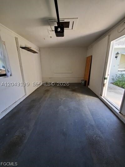 Building Photo - 4619 SW 7th Ave