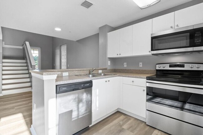 Building Photo - 4822 Chancellor Dr