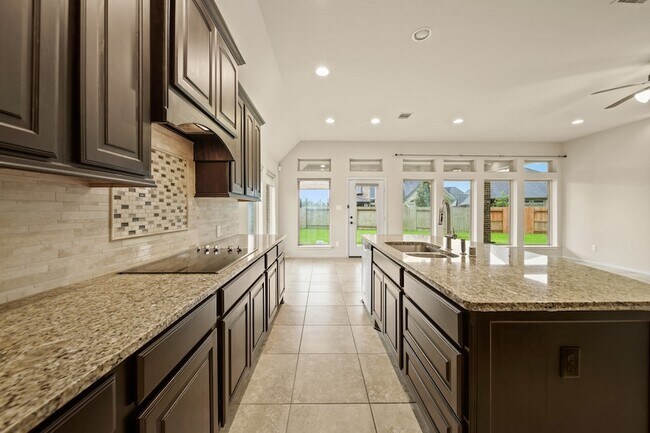 Building Photo - 1303 Paradise Creek Ln