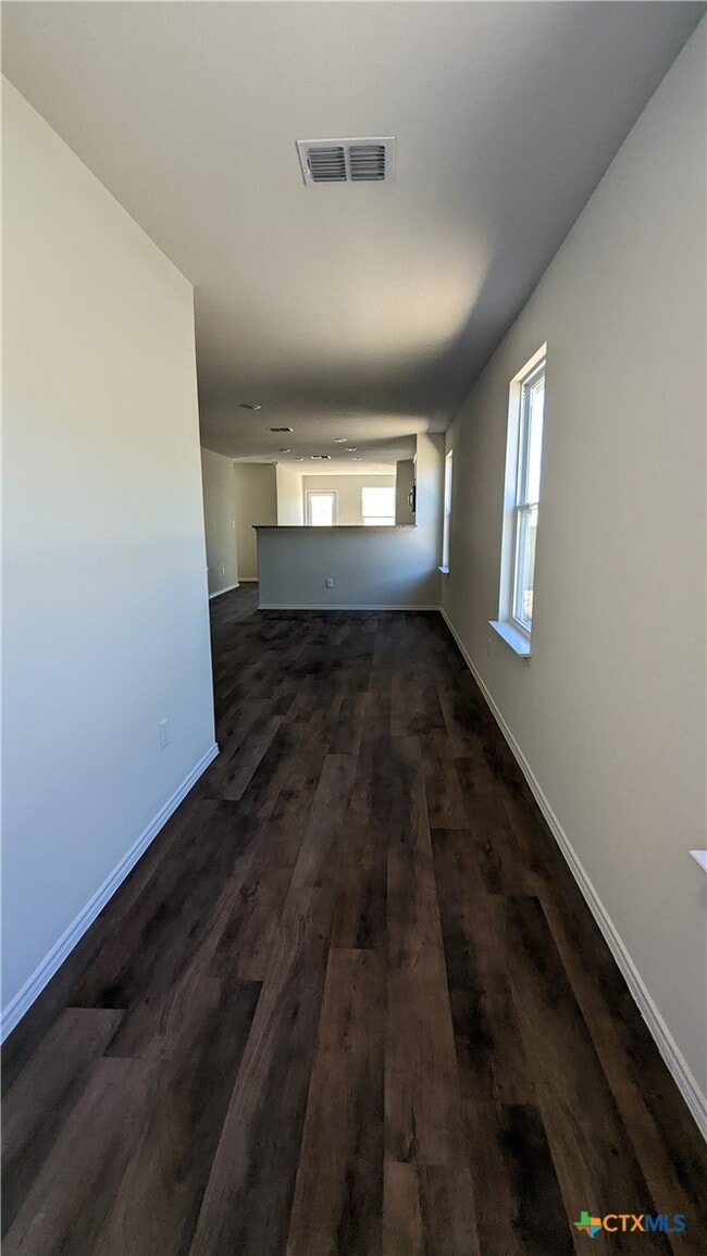 Building Photo - 521 Autumn Blaze