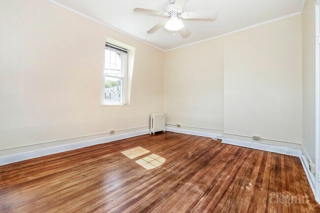 Building Photo - 39 N Washington St