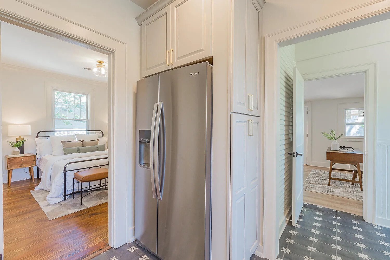 kitchen - 2403 Bailey Ave