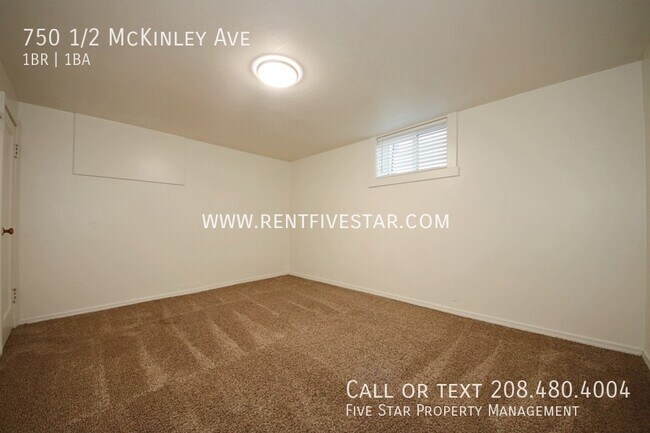 Building Photo - 750 1/2 McKinley Ave-