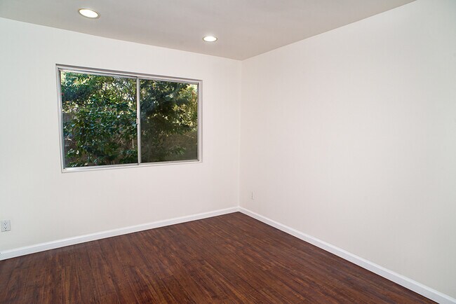 Bedroom 4 - 3650 Sapphire Dr