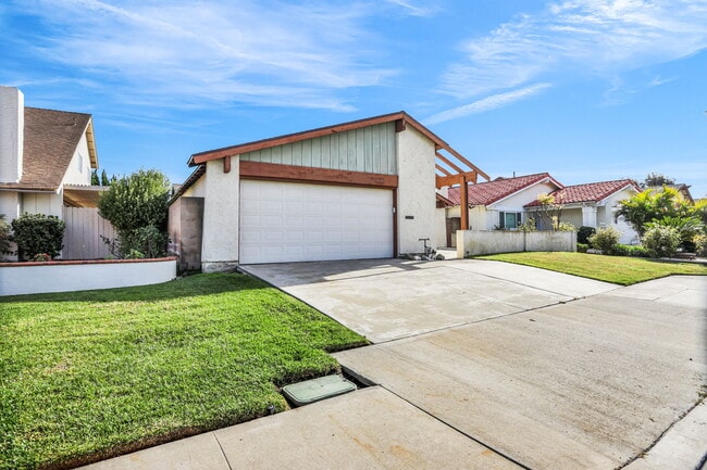 Building Photo - 11640 Cozumel St