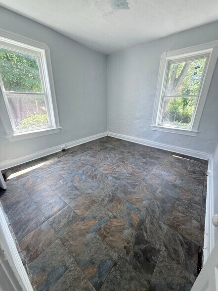 Building Photo - 4012 Penrose St