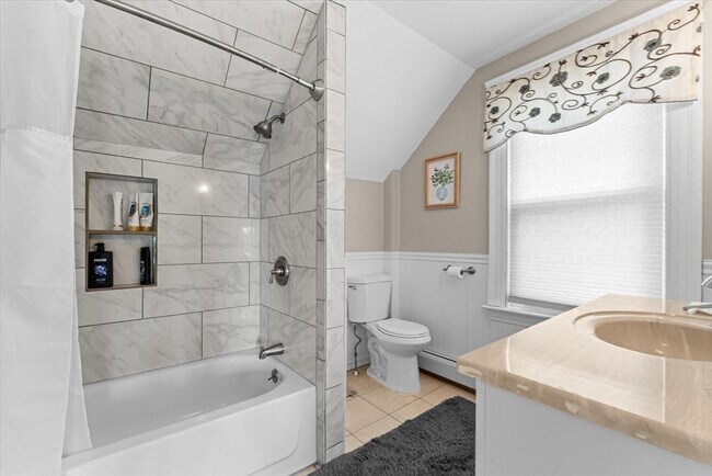 Building Photo - 6 Davis Way