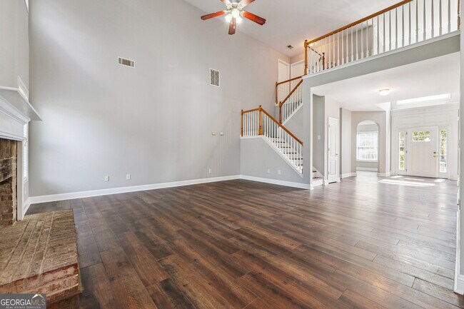 Building Photo - 405 Ashley Ln