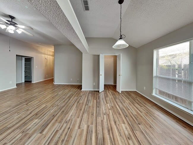 Building Photo - 7413 Ranger Way