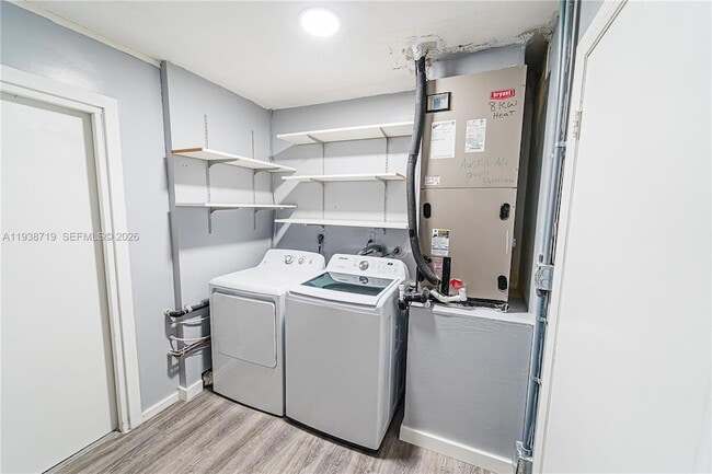 Building Photo - 8107 NW 74th Ave