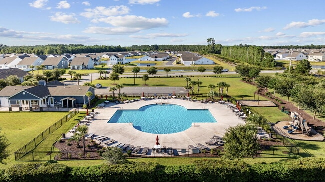 Building Photo - Modern 3 Bedroom 2 Bathroom Myrtle Beach Home