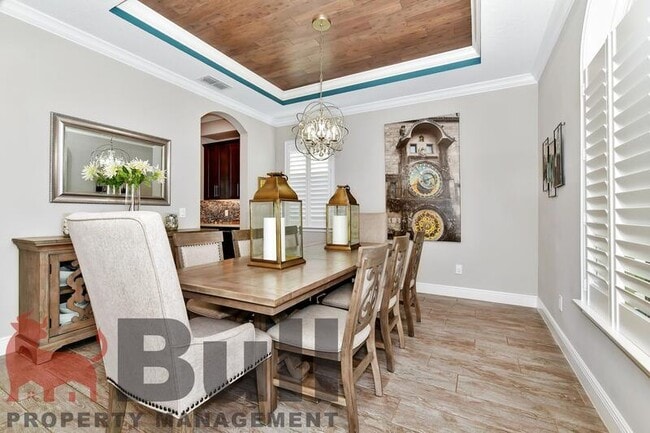 Building Photo - 8233 Canetti St