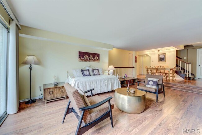 Building Photo - 14991 Broadmont Dr