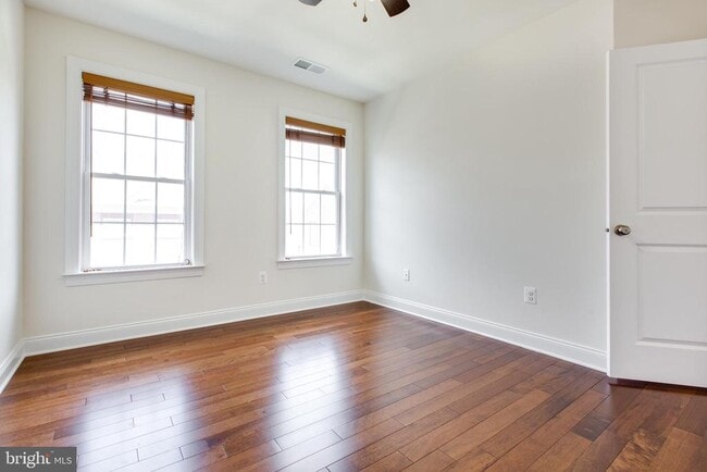 Building Photo - 2612 Maple Rock Rd