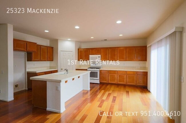 Building Photo - 25323 Mackenzie-