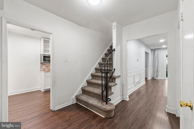 Building Photo - 1578 Yeakel Way