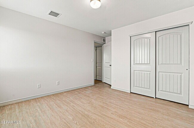 Building Photo - 1089 Indigo Sky St