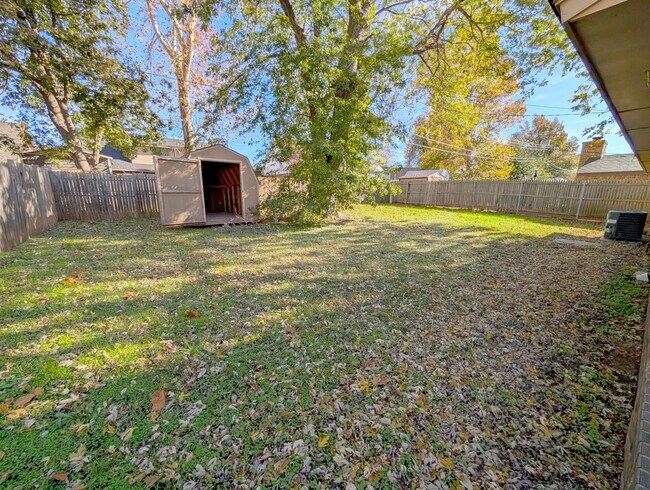 Building Photo - Great Home in Midwest City