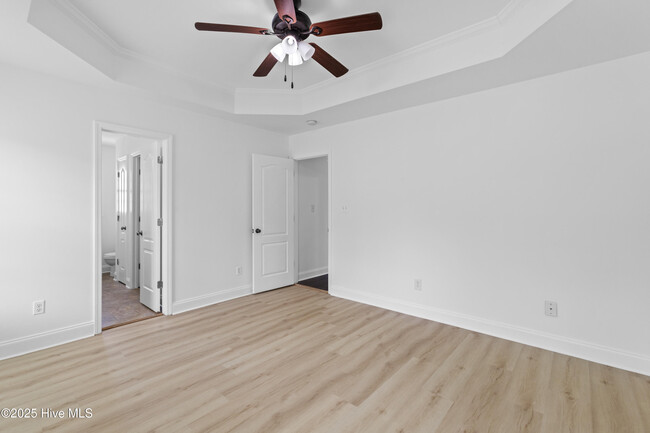 Building Photo - 104 Wild Blossom Dr