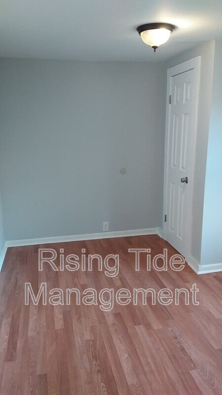 Building Photo - 9321 Silley Dean Rd