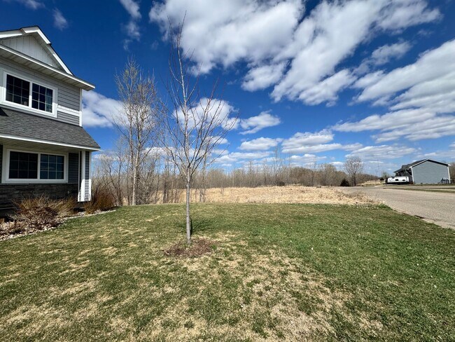 Building Photo - Modern 4-Bed Home with Open Layout, 3-Car ...