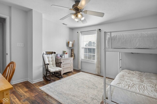 Building Photo - 7913 Meadow Bend Ln