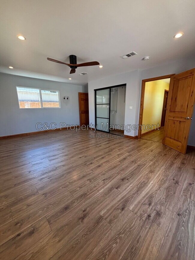 Building Photo - 2918 Gibson Pl